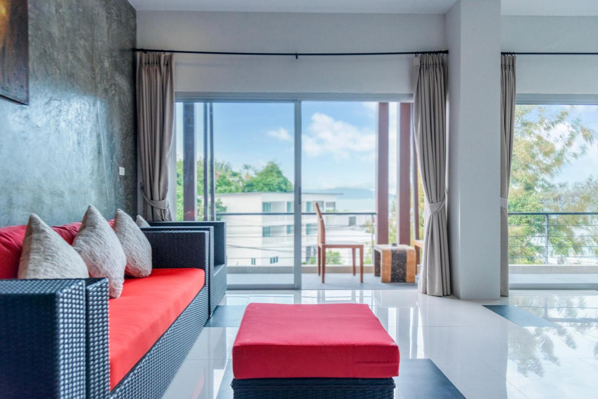 Seaview Bangrak 1